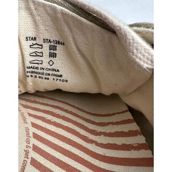 Taos Women’s canvas low top star beige sneakers size 6.5. #S-0327 - Picture 6 of 8